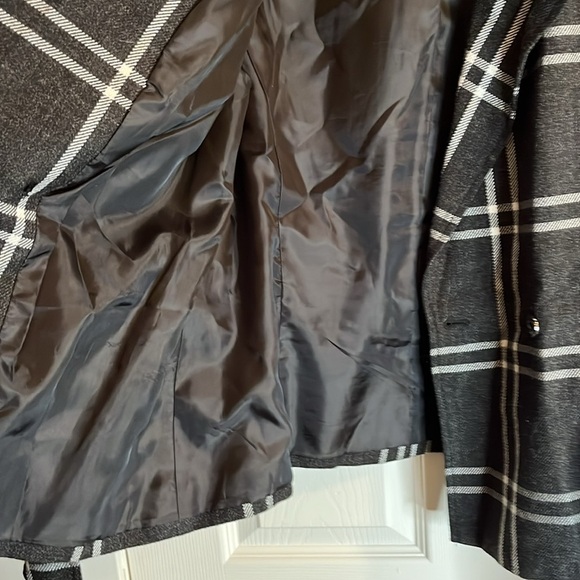 Bandolino acrylic and wool plaid belted jacket women’s 16 - Picture 6 of 11